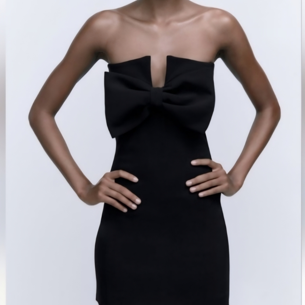 Zara Elegant Black Strapless Dress with Statement Bow